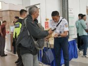10 Hari Terakhir Ramadhan, KAI Daop 4 Semarang Bagikan Ratusan Takjil Gratis