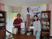 Rumah Literasi R.A Kartini Terima Donasi Buku dan Permainan Tradisional