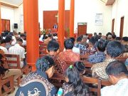Umat Kristiani Menggelar Ibadah Misa Minggu Palma