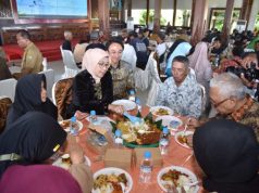 Bupati Makan Siang Bareng Abang Becak, Pemulung dan Disabilitas