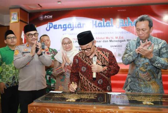 Hadiri Pengajian di Gombong, Abdul Mu’ti Ajak Pejabat Hidup Sederhana