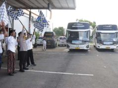 Wakil Bupati dan Kapolres Lepas Pemudik “Balik Gratis” ke Jakarta