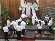 Ibadah Jumat Agung di GKJ Purwodadi, Liturgi Bahasa Jawa Diiringi Gamelan