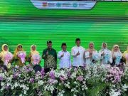Ribuan Peserta Wisata Dakwah Aisyiyah Kedu Penuhi Alun-Alun Wonosobo