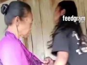 Viral di Media Sosial: Seorang Remaja Putri Lakukan Kekerasan kepada Neneknya Karena Tidak Diberi Uang
