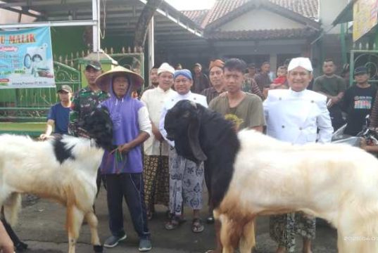 Adat Pangangon Desa Geneng: Tradisi Syukuran Bodho Cilik Kupat Lepet
