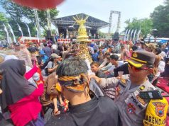 Kembali Digelar, Festival Kupat Lepet Disambut Antusias Pengunjung Lomban