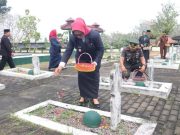 Hari Kebangkitan Nasional Ke-117 Tabur Bunga di Taman Makam Pahlawan Wira Bhakti Blora