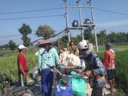 TMMD di Desa Nglandeyan, Bersama Warga Kebut Pengerjaan Jalan Makadam 935 Meter
