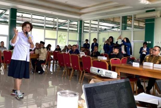 Dosen USM Beri Pelatihan Ormas Berdaya melalui Strategi Komunikasi dan Branding