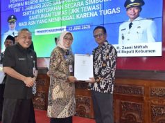 Pemkab Kebumen Serahkan Tali Asih kepada 320 PNS Pensiun