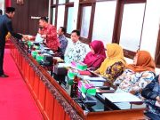 Untuk Menghindarkan Jurus ‘Piscur’, Kencing Ditempelkan di Ban Mobil