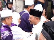 Kedatangan Jemaah Haji Disambut Bupati, Seorang Meninggal di Tanah Suci