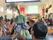 Riyaya Undhuh-Undhuh GKJ Taman Murni Sragen dengan Lelang Hasil Pertanian Jemaat