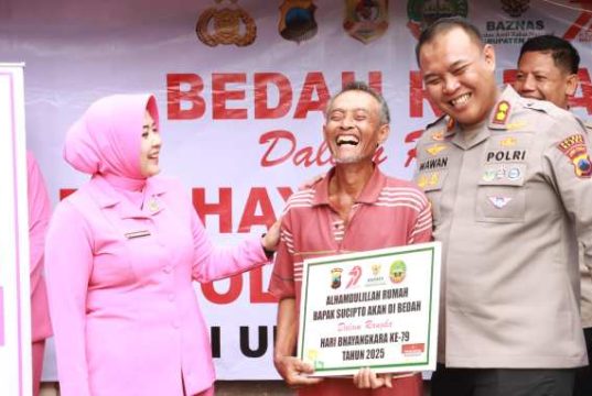 Songsong Hari Bayangkara, Polres Blora Bedah Rumah Warga Kurang Mampu