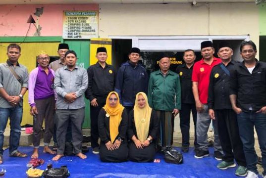 Buka Pasar Unggas, Pedagang Pasar Wage Gondang Gelar Selamatan