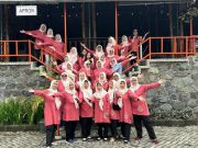 PKK RT 01 RW 07 Pengkol Jepara Gelar Rapat di Agrowisata Amanah Tawangmangu: Wujud Kebersamaan Anggota