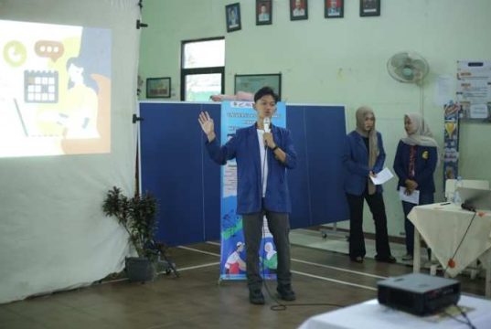 Pelatihan Membuat Logo UMKM di Aplikasi Canva