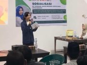 Sosialisasi Pentingnya KB untuk Warga di Kelurahan Gayamsari