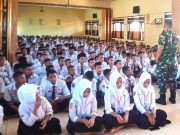 Para Siswa Dibekali Pemahaman Bela Negara oleh Tentara