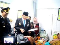 Hari Bhayangkara, Dua Anak Baru Lahir dan Lima Pelajar Dapat Kado Istimewa