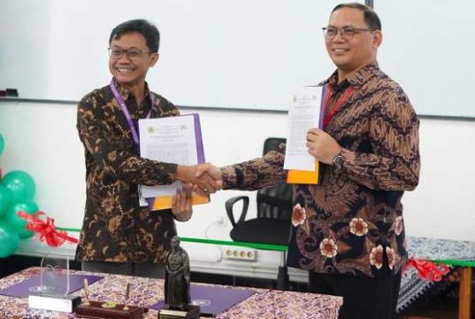 Soegijapranata Catholic University dan PT SPIL Sepakati MoU dan Luncurkan SPIL Research Center
