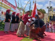 Kirab Panji di Sukoharjo, Wabup Wonosobo Minta Warga Lestarikan Budaya Daerah