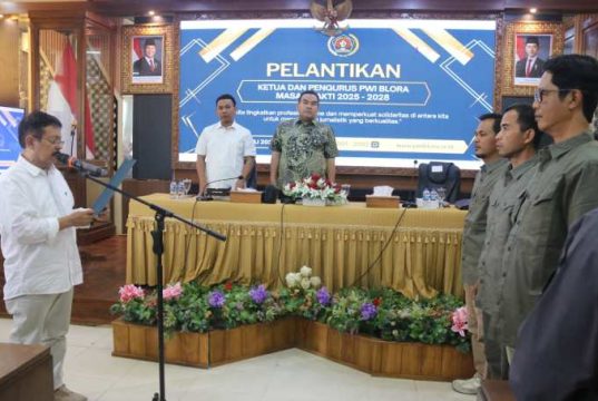 Heri Purnomo Kembali Pimpin PWI Blora, Bupati Minta Pers Jadi Mitra Kritis dan Konstruktif