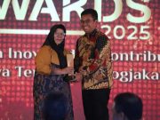 Menteri Wihaji Terima Anugerah Figur Akselerator dalam DetikJateng-Jogja Awards 2025