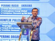 Jadi Sales di CJIBF 2025, Gubernur Ahmad Luthfi: Rugi Jika Tak Berinvetasi di Jateng