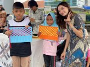 Mahasiswa Ilkom USM Kampanyekan Budaya Menganyam di CFD Semarang