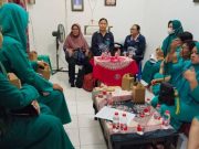 Tim PKM Sosialisasi Bahaya dan Manfaat Financial Technology