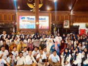 Laila Witiarso Utomo Bawa Semangat Kartini di Tengah Hangatnya Silaturahmi Bersama Teman dan Guru Sekolahnya