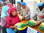 Jaga Stabilitas Harga, Polisi Berjualan Beras dengan Harga Murah