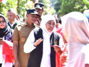 Gubernur Jawa Timur Serahkan Bantuan untuk Nelayan Pacitan
