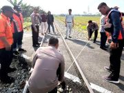 Mobil Ketabrak Kereta Api, Seorang Meninggal dan 5 Luka