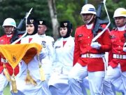 Pesan Jaga Kerukunan dan Aksi Heroik Pasang Bendera di Tebing Pantai Selatan