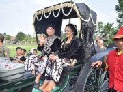 Ulang Tahun R Suman Ke-70 Meriah, Bupati Lilis Nuryani Ikut Kirab
