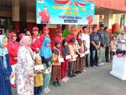 Diiringi Lagu Merdeka, Para Pesenam Abiyoso Peduli Menyantuni Anak Yatim