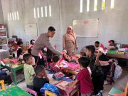 Brigpol Ardy Teguh Prihatmoko Gerakkan Semangat Nasionalisme di Kradenan Lewat Bendera Merah Putih