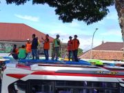 Sopir Mikrobus di Wonosobo Unjuk Rasa, Protes Mobil Bak Terbuka Angkut Penumpang