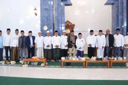 Prof Jawade Gelar Doa Bersama untuk Almarhumah Ibunda Tercinta