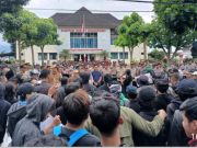 Aksi Solidaritas ARWB Bersatu Soroti Jalan Rusak, Pungli Sekolah, hingga Brutalitas Aparat