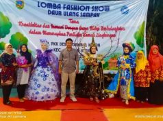 Daur Ulang Sampah Jadi Busana Unik dalam Fashion Show Saparan Desa Ngembal Kulon