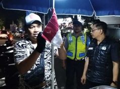 Polsek Kudus Kota Bagikan 100 Bendera Merah Putih ke PKL, Serukan Semangat Nasionalisme Jelang HUT RI ke-80