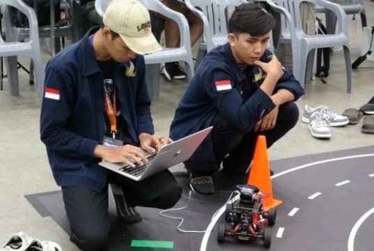 Tim Robotika USM Berjuang Jadi yang Terbaik di Korea Selatan