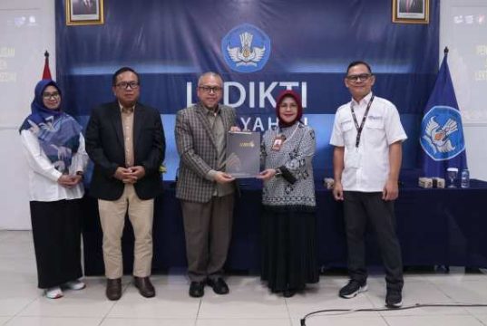 Lima Dosen Unissula Terima Kenaikan Jabatan Akademik