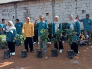 Cara Kreatif Warga Tendoksari Peringati HUT RI Ke-80 dengan Gerakan Tanam Alpukat