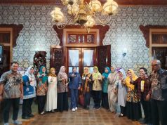 Bunda Literasi Jepara Dukung Penerbitan Buku Mozaik Gagasan Kartini untuk Bangsanya