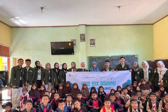 Tim KKN Unisnu Jepara Ajarkan Konsep Kelola Keuangan Sejak Dini di SDN 3 Sekuro